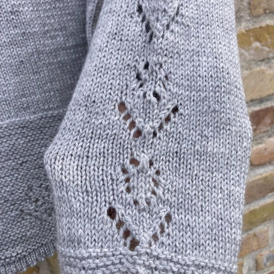 Tulip – Cardigan
10
