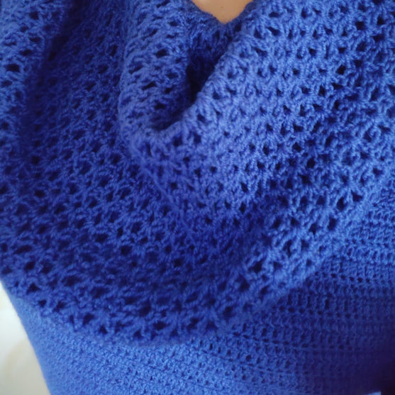 Royal - Sweater
4