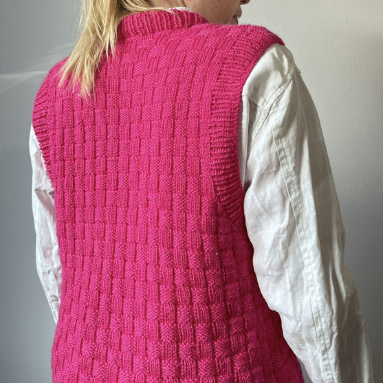 Easy Square Slipover - Vest
4