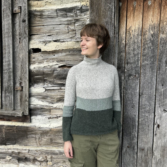 Cozy Cabin – Sweater
2