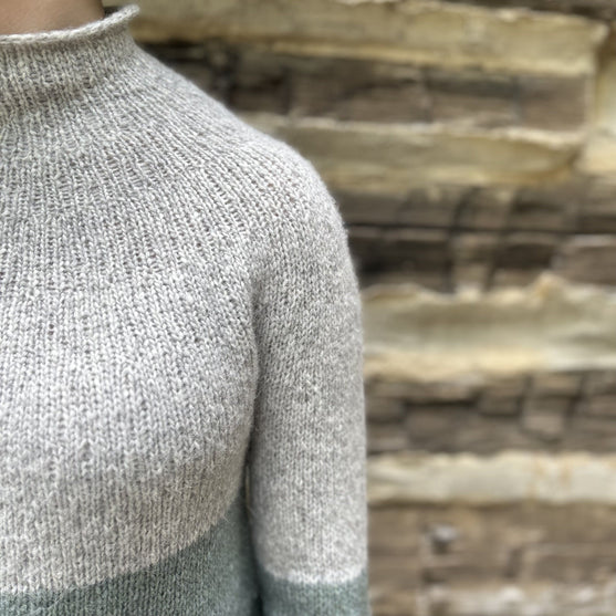 Cozy Cabin – Sweater
5