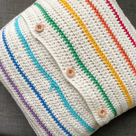Woven Rainbow Pude
4