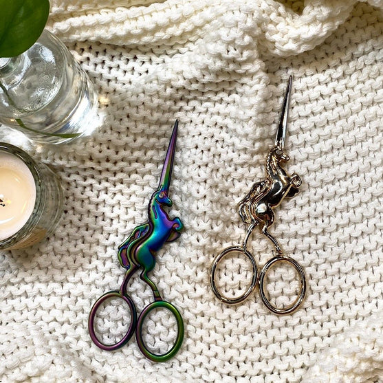 Saks - Unicorn - Hobbii
3