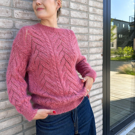 Archer - Sweater
2
