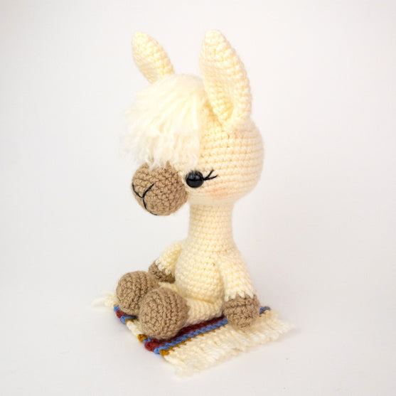 Lamaen Lucy
3