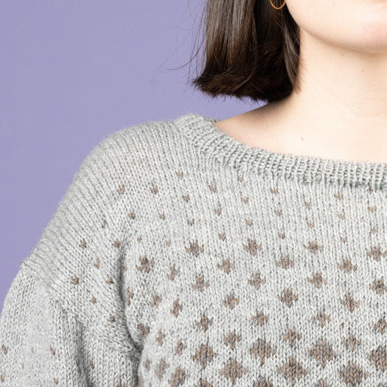 Maggie - Sweater med mønster
9