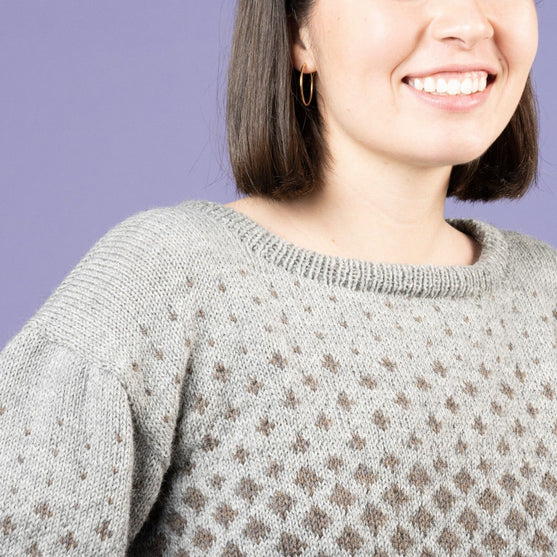 Maggie - Sweater med mønster
7