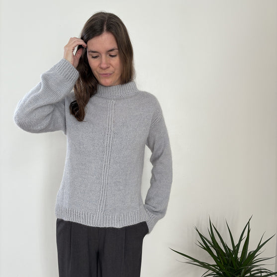 Mountain Ridge - Sweater
2