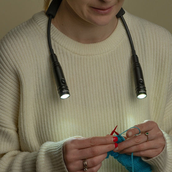 Nakkelampe Deluxe - Sort - Hobbii
3