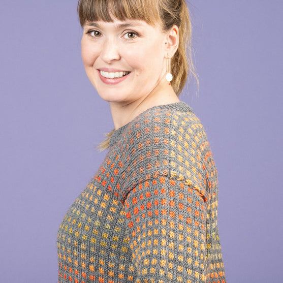 Pi - Sweater med prikker
4