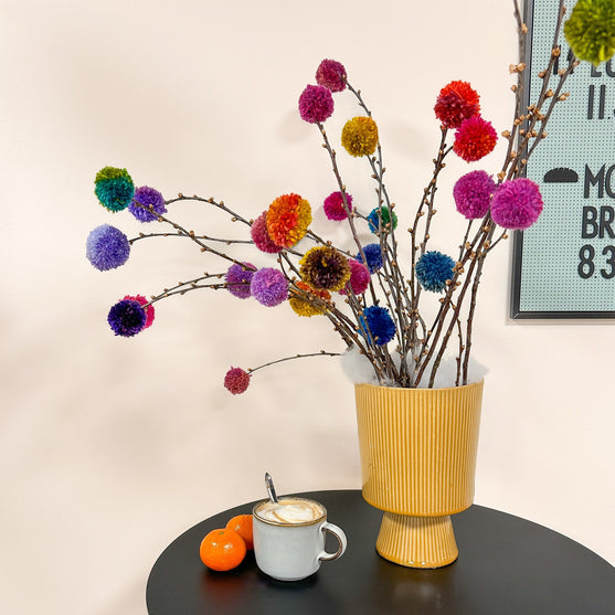 Hoop Pompon Maker - Hobbii
9