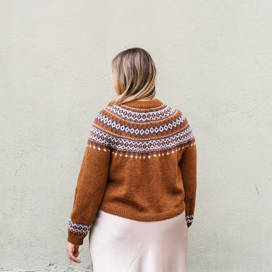 Thelma - Sweater
3