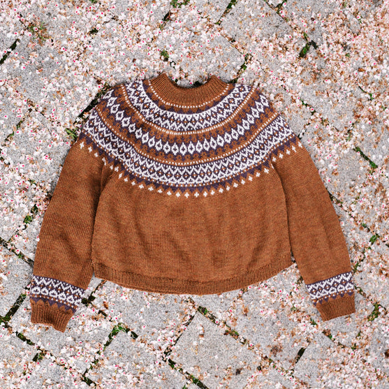 Thelma - Sweater
6
