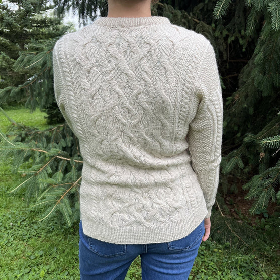 Snow and Pine – Sweater
3