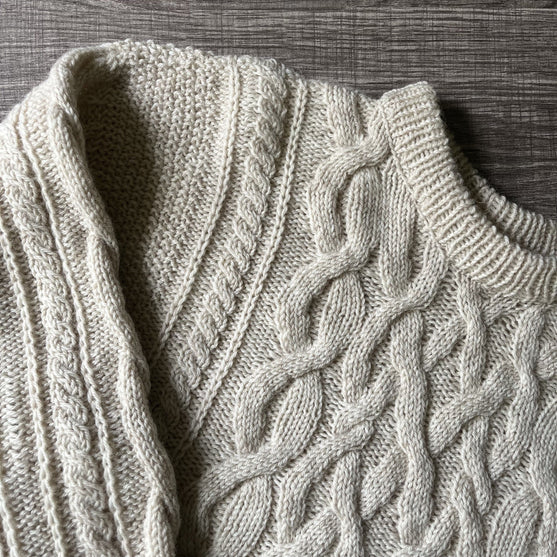 Snow and Pine – Sweater
6