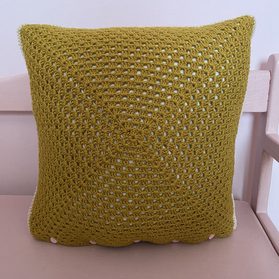 Spring Blooms - Pude
4