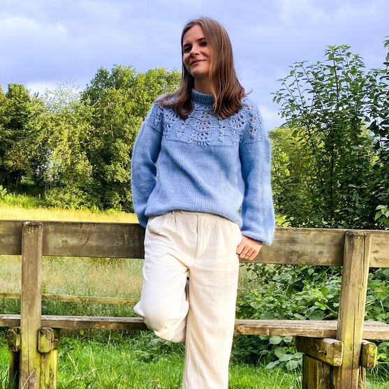 Spring Waves - Sweater
2