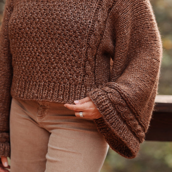 Lucent – Sweater
7