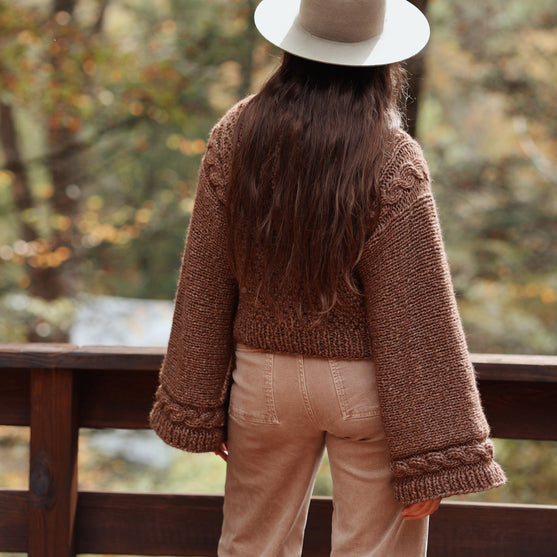 Lucent – Sweater
14