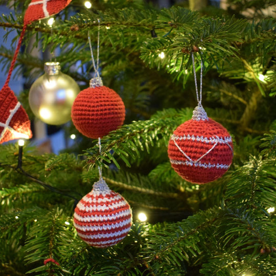 Hæklede julekugler