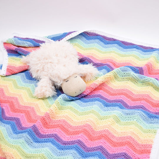 Hæklet Rainbow babysvøb - Pastel
