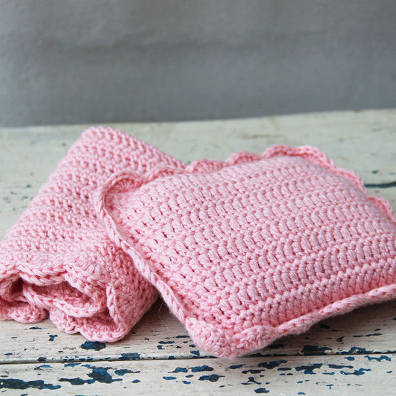 

Teddy med tæppe og pude - Trunte
3