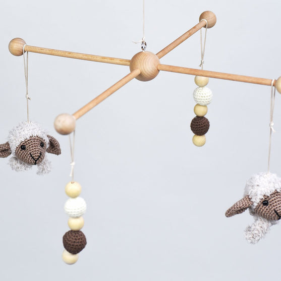 

Chanel på hyggeklud og træring
7