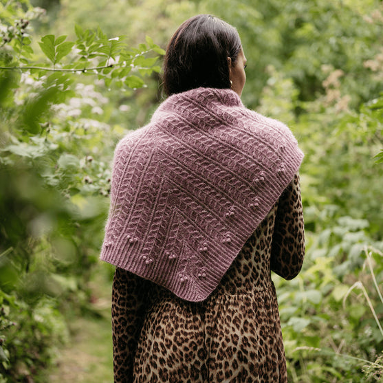 

Muse Shawl - Trekantet sjal med struktur
5