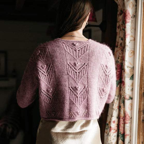 

Antanilla - Cardigan med hulmønster
6