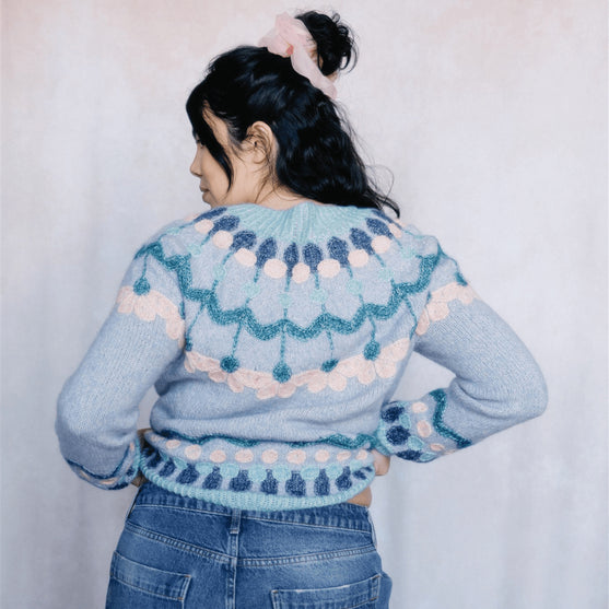 

Whim - Sweater i Flerfarvestrik
5