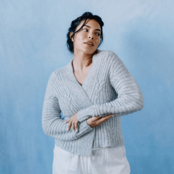 

Cloudbusting - Cardigan med Snoninger
6