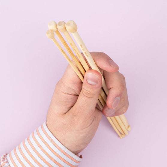 

Bamboo Tunesisk Hæklenål - 25 cm - Hobbii
2