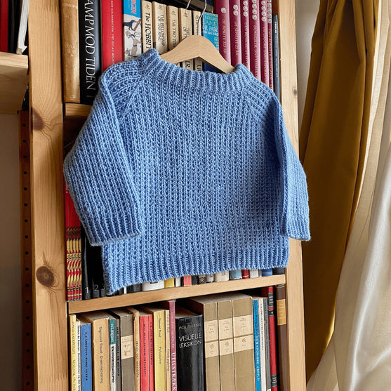 

Easy Evening Sweater Junior
1