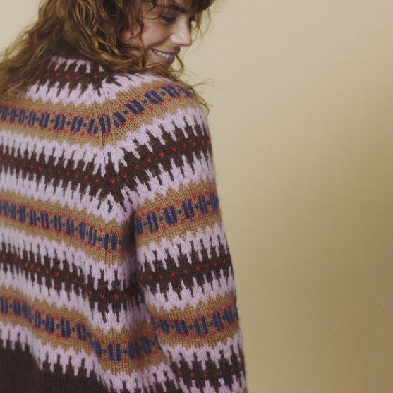 

Dorthea - Sweater
9