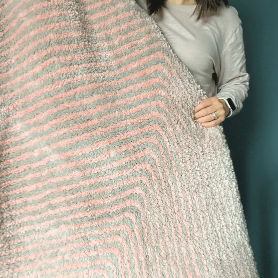 

Ruby’s Mitered Square Blanket - Tæppe
3