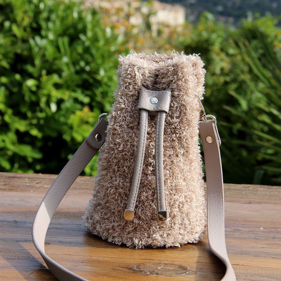 

Tasker med PU læderbunde
4