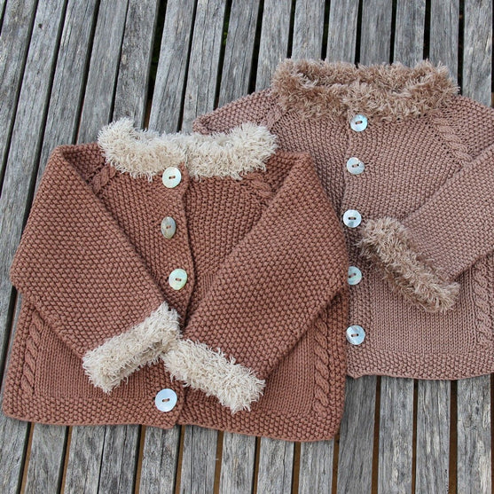 

Cardigan Fur Moss Stitch
3