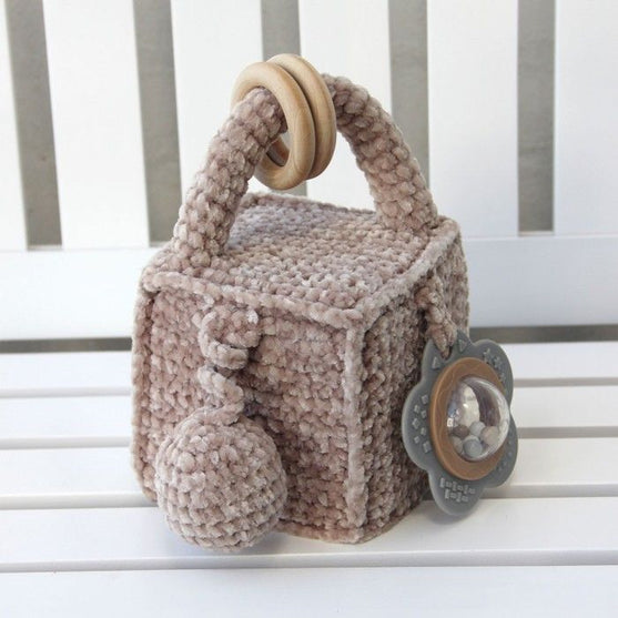 

Rasle - Blomst - Go Handmade
5