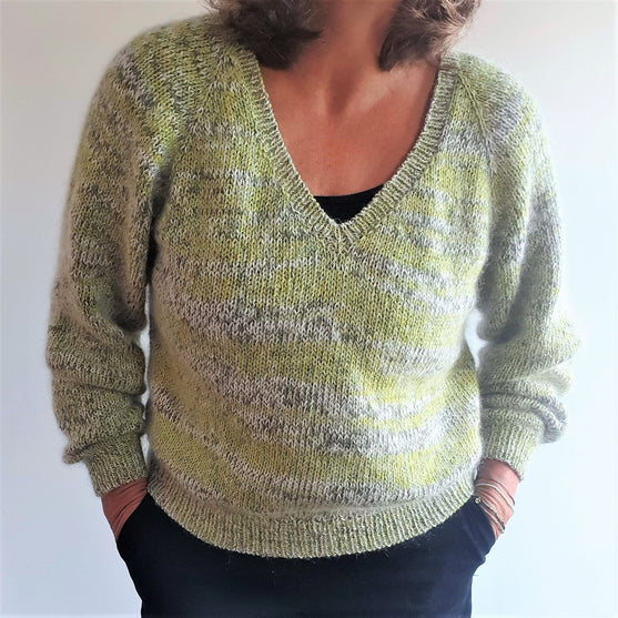 

Meryl - Sweater med v-hals
1