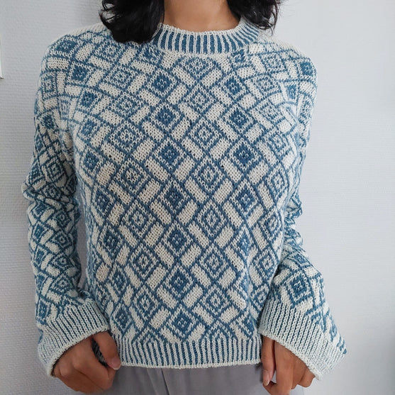 

Azulejo – Sweater
1