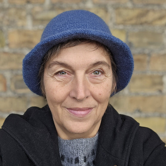 

My Hat - Ensfarvet hat
1