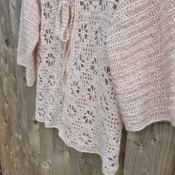 

Dahlia - Cardigan
10