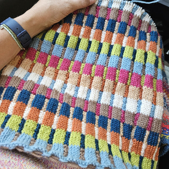 

Farverig Konfekt - Pude
4