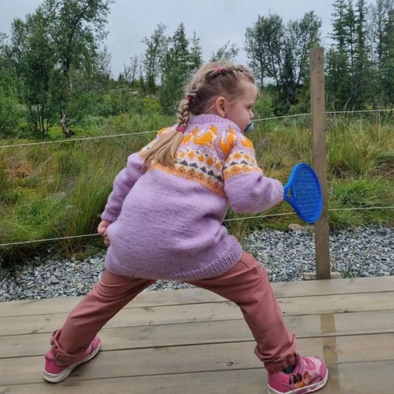 

Happy Fox - Børnesweater
4