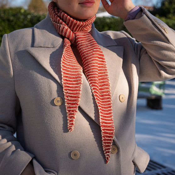 

Little Sisters Scarf - Tørklæde
2