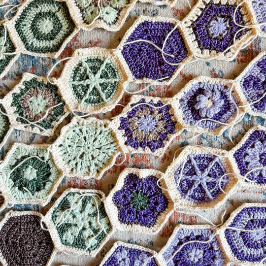 Aura - Tæppe - #FrostandBloomCAL