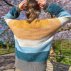 

Brede Striber - Kort Cardigan
3