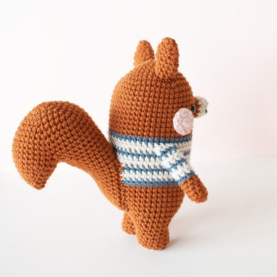

Bruno Squirrel - Hæklekit
5