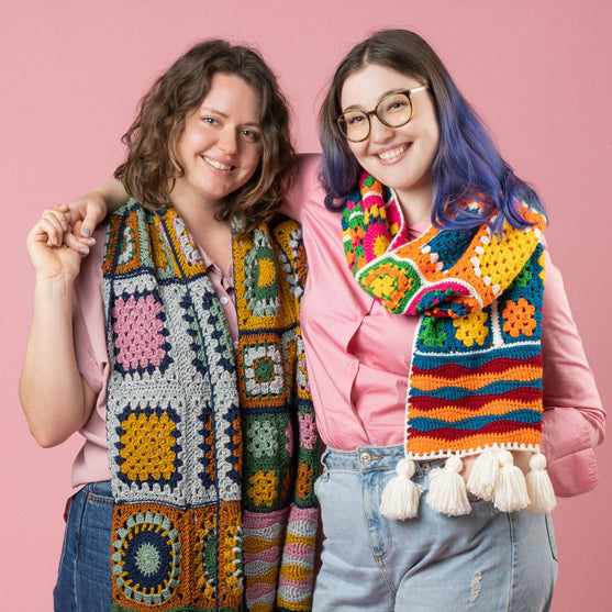 

Happy Squares - Tørklæde
1