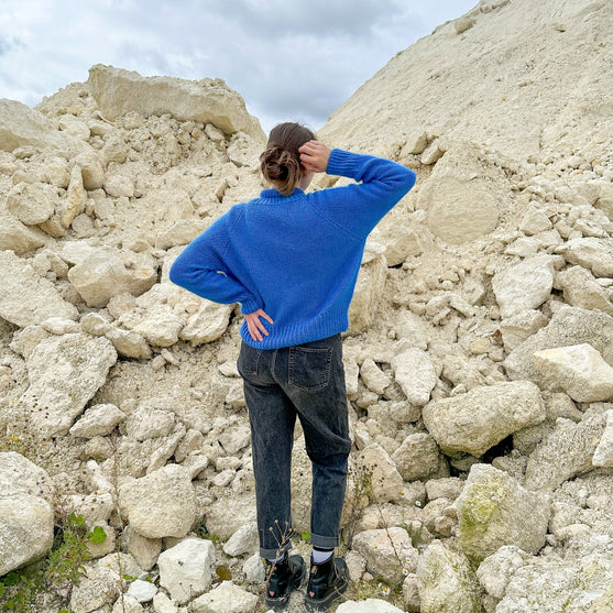 

Bella - Sweater
5